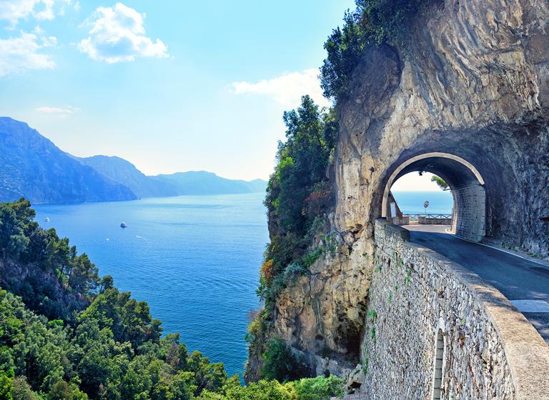 Route sur la côte amalfitaine, Italie