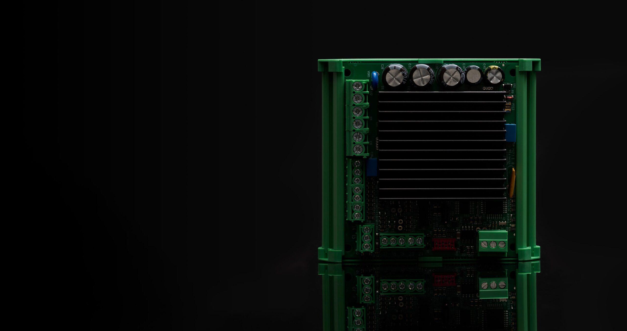 AS26 Synchronising Controller